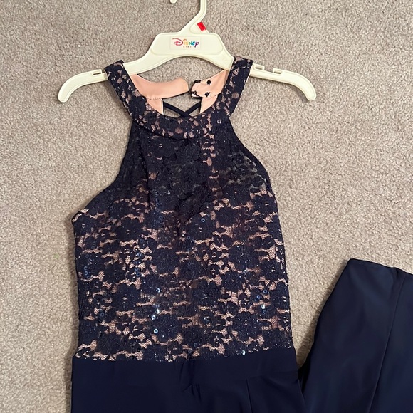 Dress - Picture 1 of 4